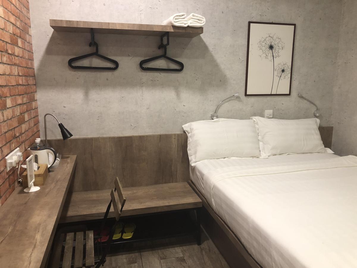 הוסטל סמפורנה Cube Bed Station & Tours Sdn Bhd מראה חיצוני תמונה